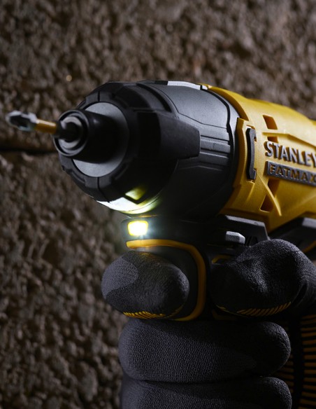 Impact Driver STANLEY FatMax SFMCF800M2K (2 x 4,0 Ah + Charger