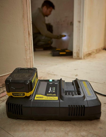 Chargeur double STANLEY FatMax SFMCB24