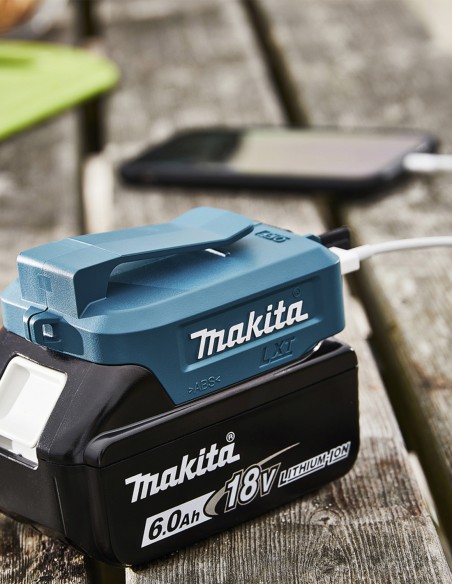 Chargeur / Adaptateur USB pour batteries 18V MAKITA ADP05